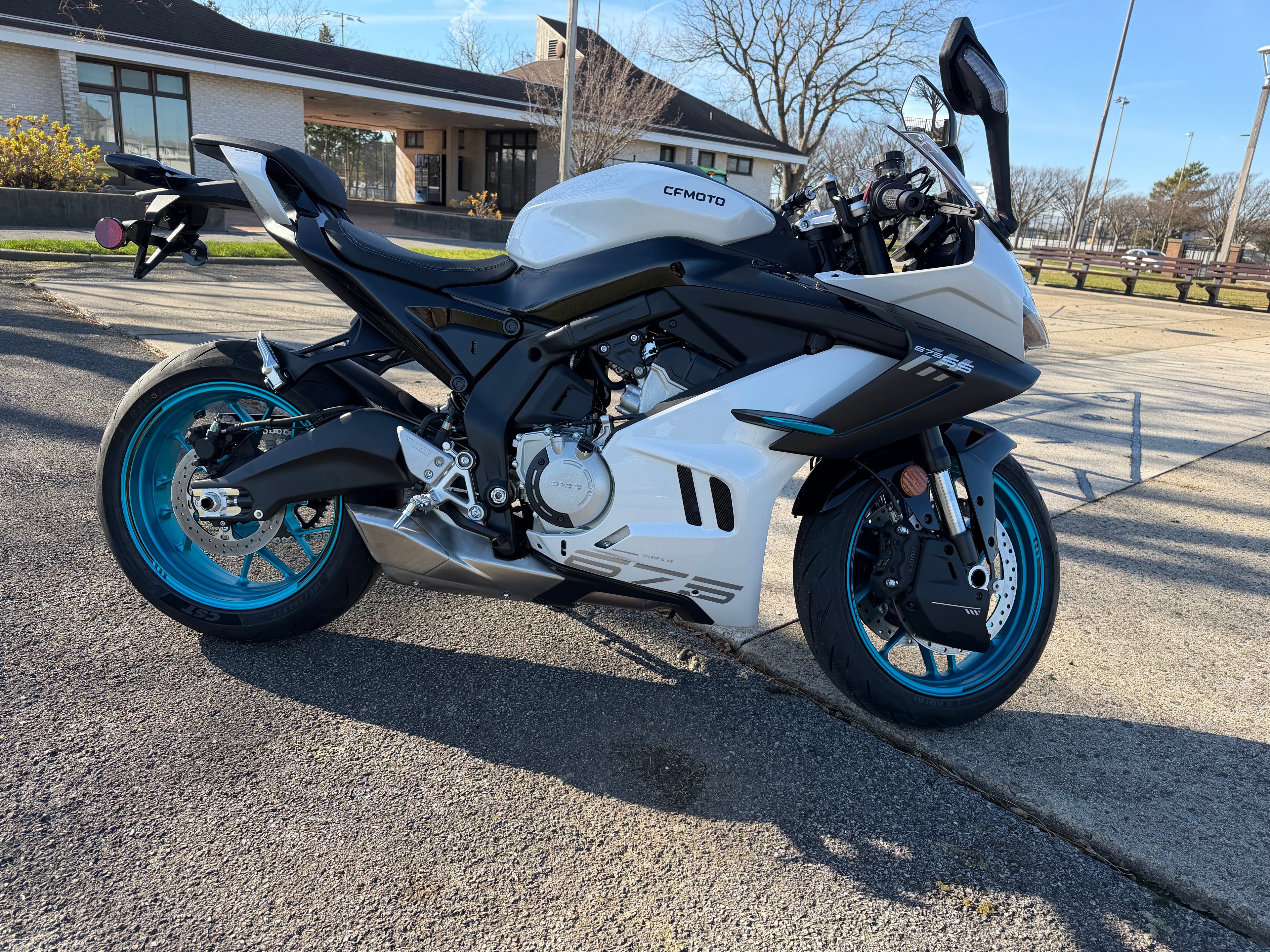 2025 CFMOTO 675 SSR (0 Miles)
