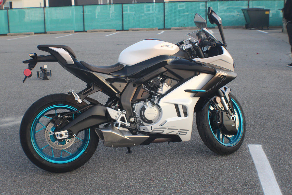 2025 CFMOTO 675 SSR (0 Miles)