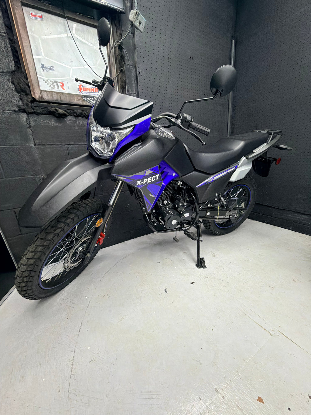 2022 American lifan xpect 200   (0 Miles)